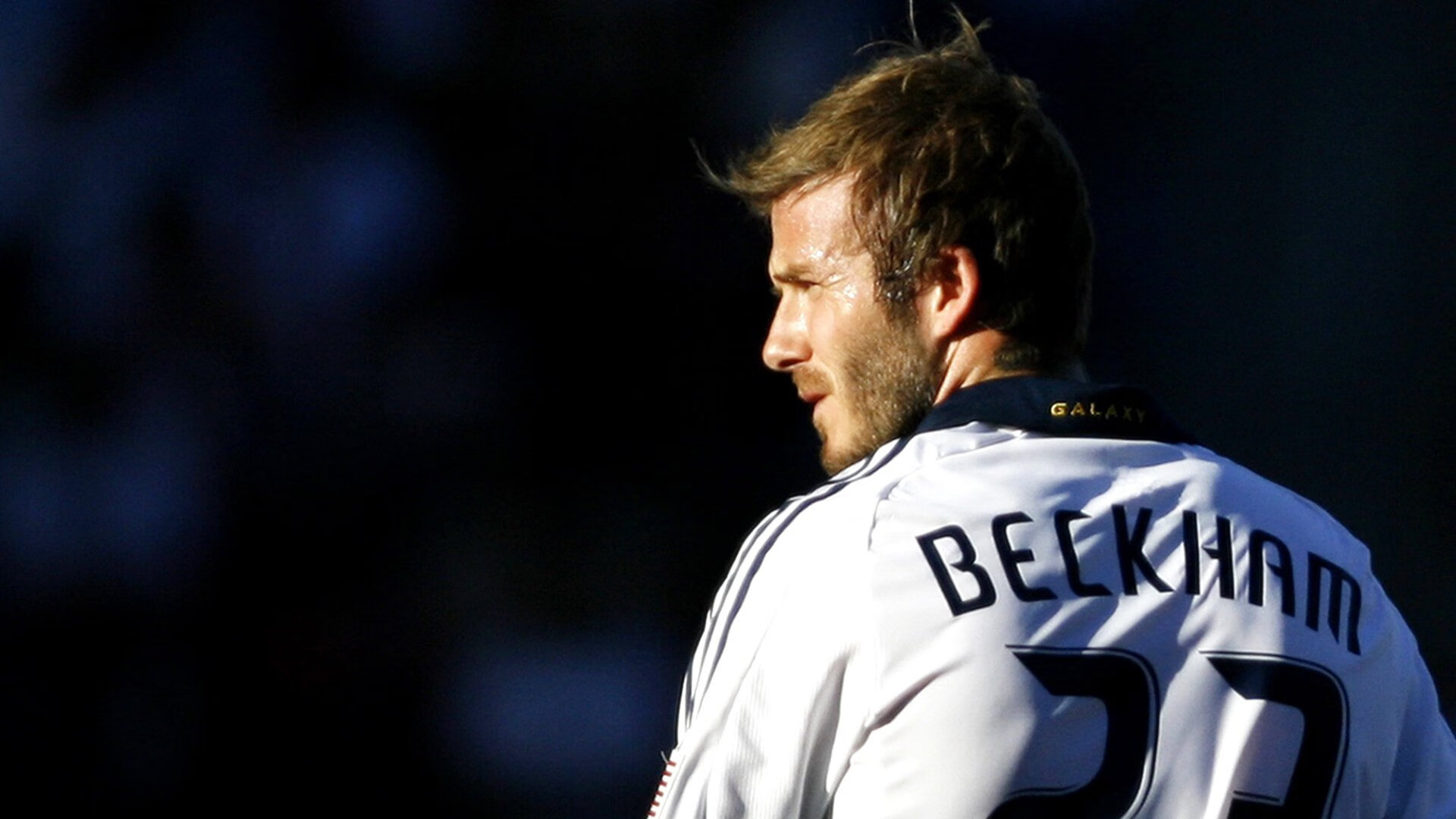 “球场花絮：明星私下趣味趣事大公开”，明星踢球